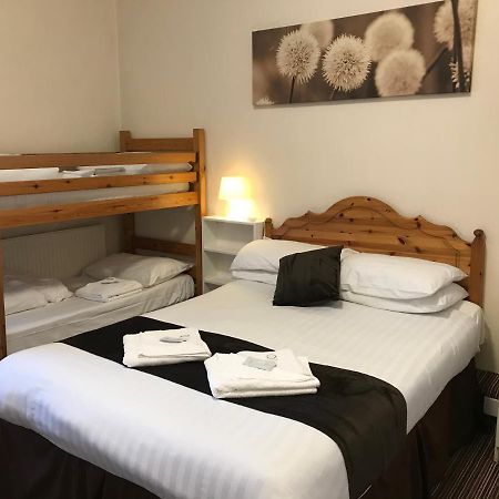 The Feathers Hotel Blackpool Zewnętrze zdjęcie