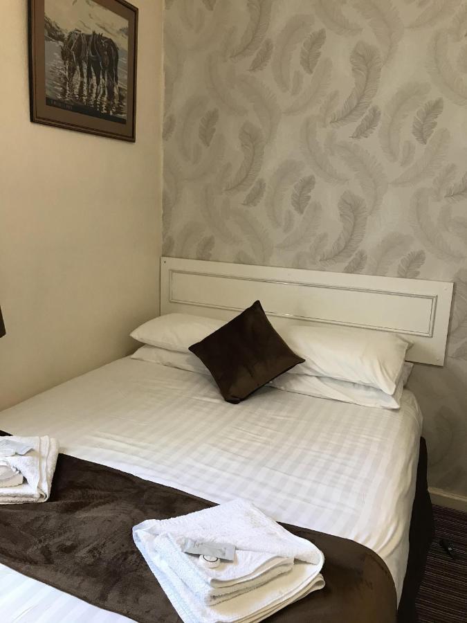 The Feathers Hotel Blackpool Zewnętrze zdjęcie