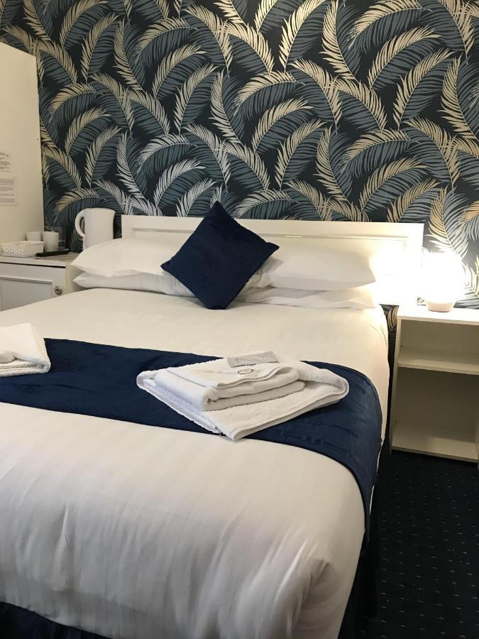 The Feathers Hotel Blackpool Zewnętrze zdjęcie