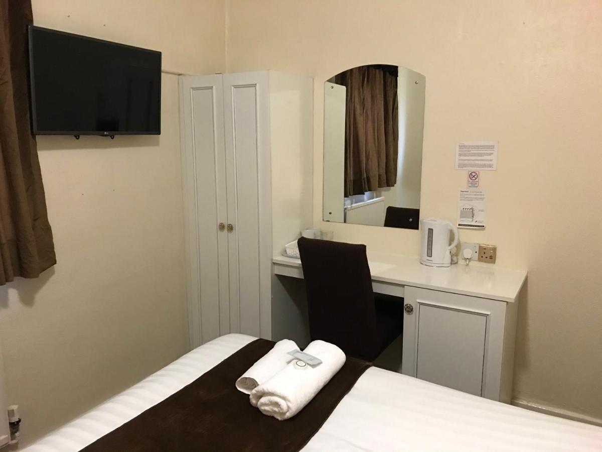 The Feathers Hotel Blackpool Zewnętrze zdjęcie