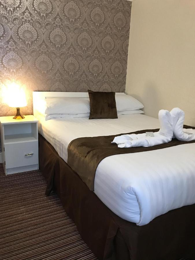 The Feathers Hotel Blackpool Zewnętrze zdjęcie