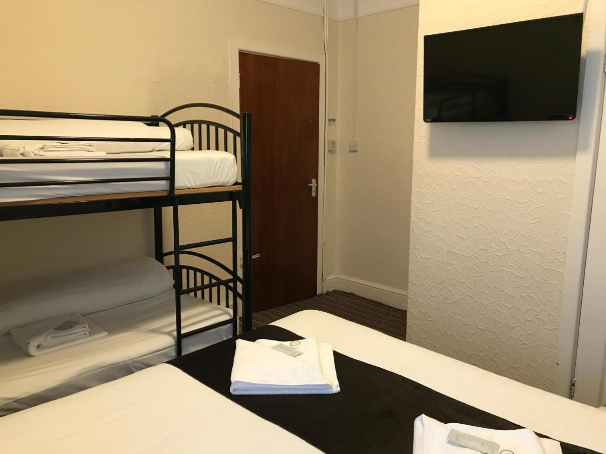 The Feathers Hotel Blackpool Zewnętrze zdjęcie